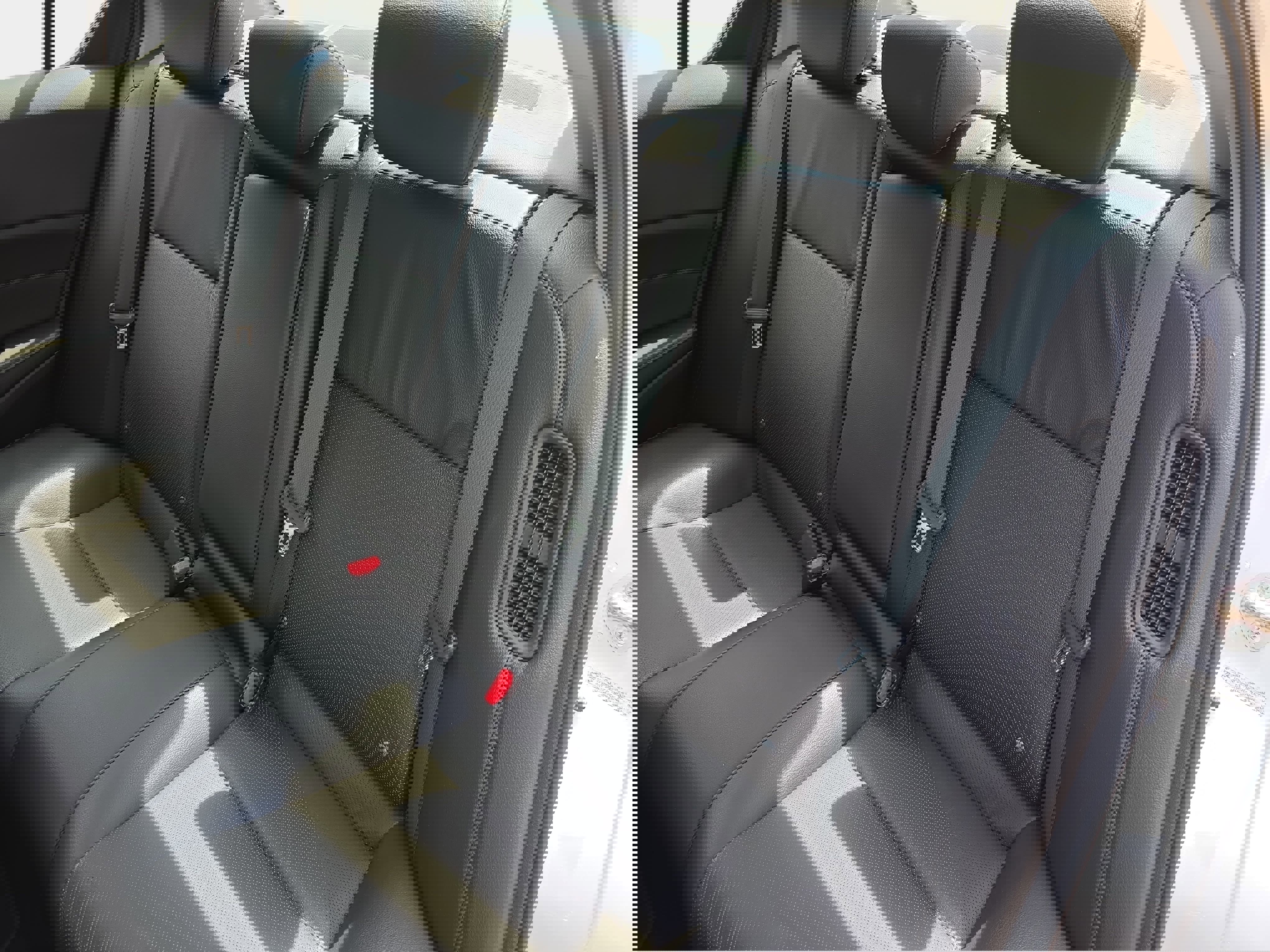 Used 2013 Acura ILX Hybrid w/ Technology Package image 13