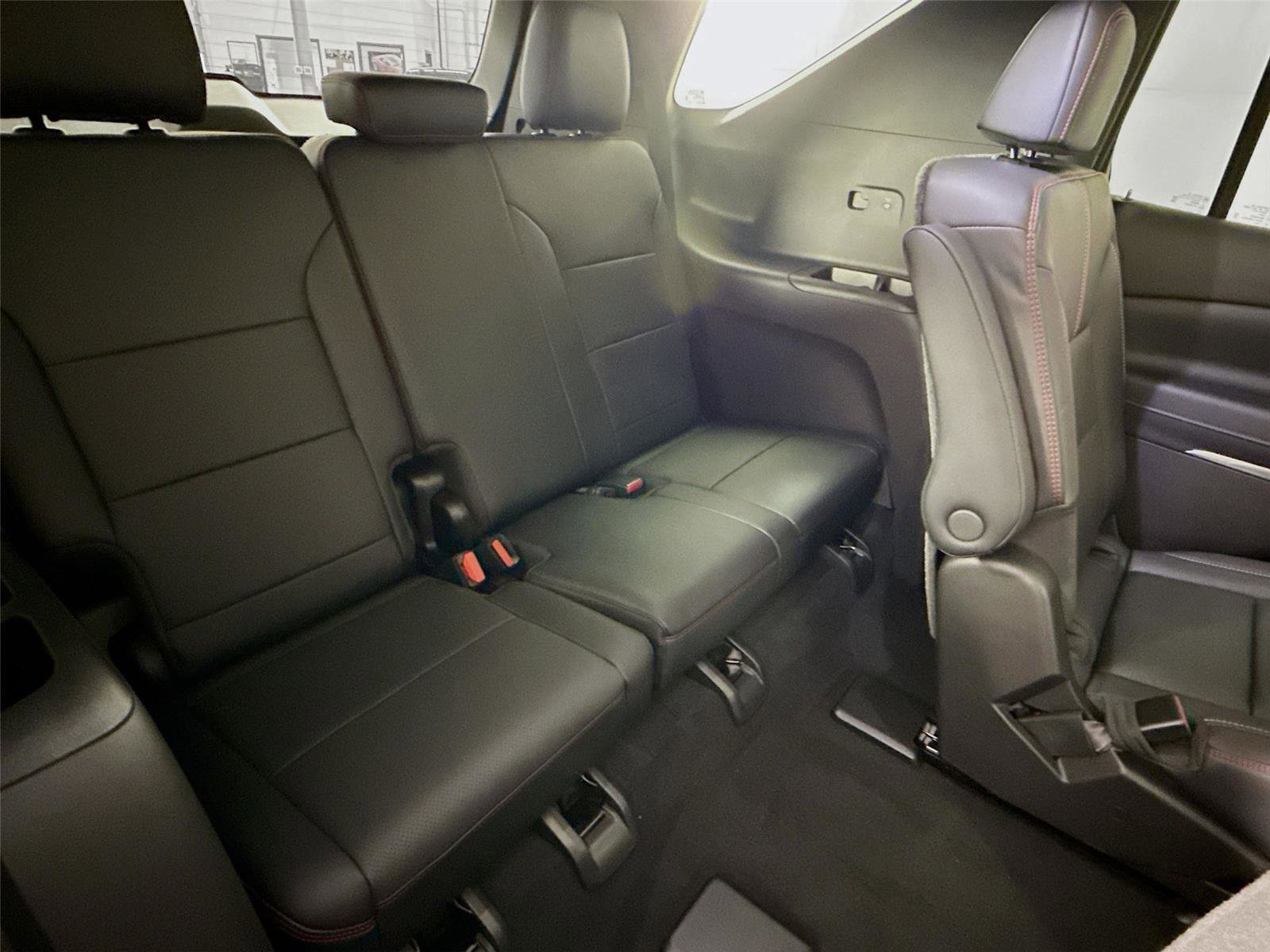 New 2026 Chevrolet Traverse RS image 23