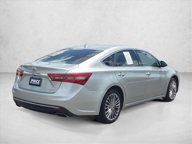 Used 2016 Toyota Avalon Limited w/ Toyota Safety Sense Package FWD image 5