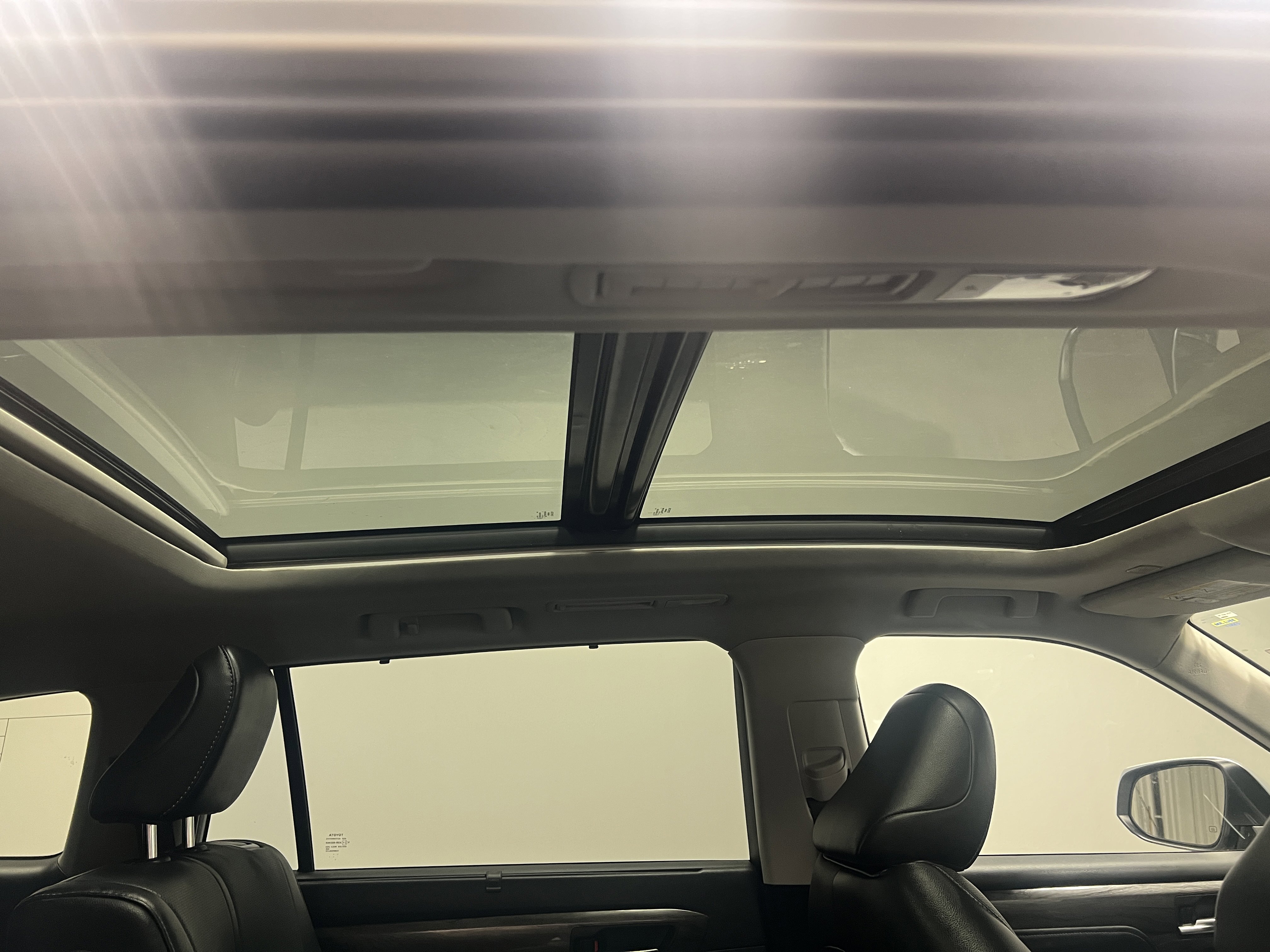 Used 2023 Toyota Highlander Limited image 10