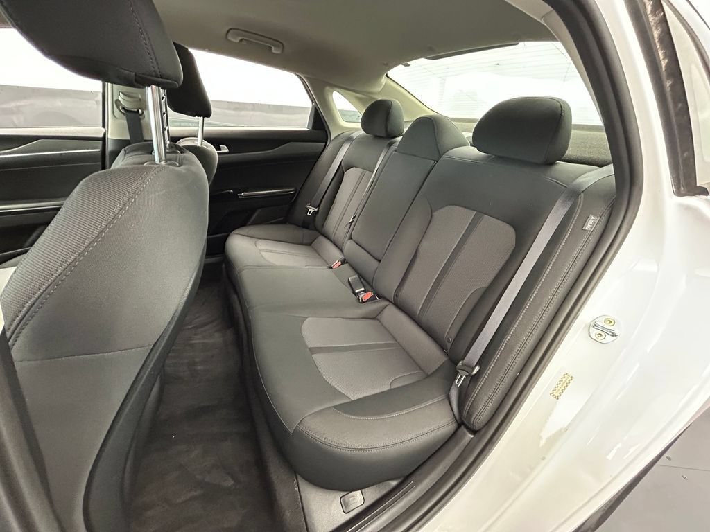 Used 2021 Kia K5 LXS FWD image 19