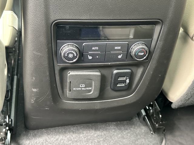 Used 2018 Buick Enclave Premium w/ Experience Buick Package FWD image 12