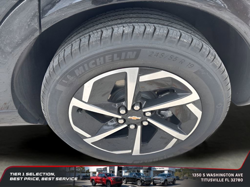 Used 2025 Chevrolet Equinox EV LT image 11