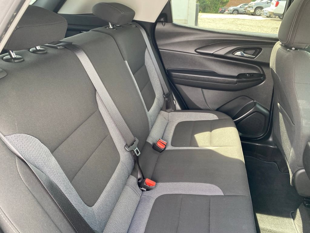 Used 2023 Chevrolet TrailBlazer LT FWD image 21