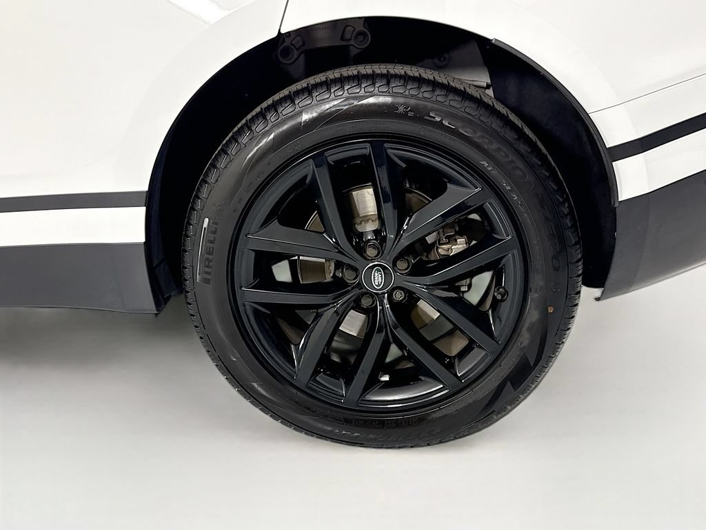 Certified 2024 Land Rover Range Rover Velar S AWD/4WD image 32