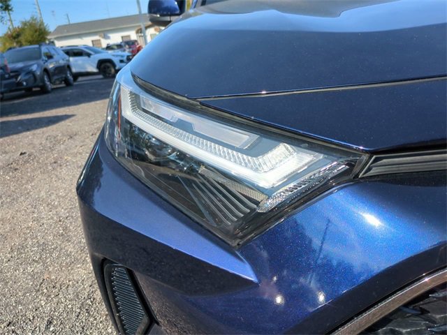 Used 2022 Toyota RAV4 SE image 10