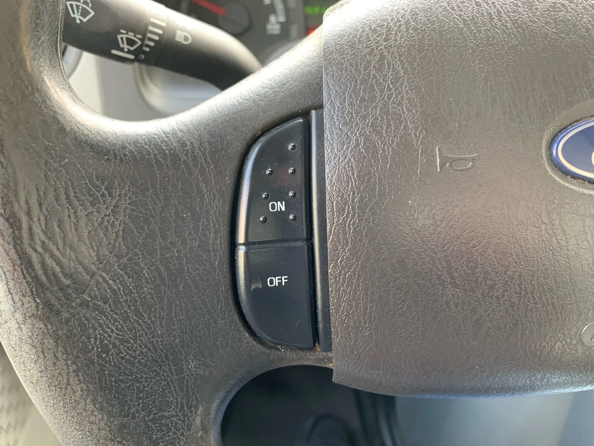 Used 2019 Ford E-450 and Econoline 450 Super Duty w/ Power Windows & Locks Group image 14