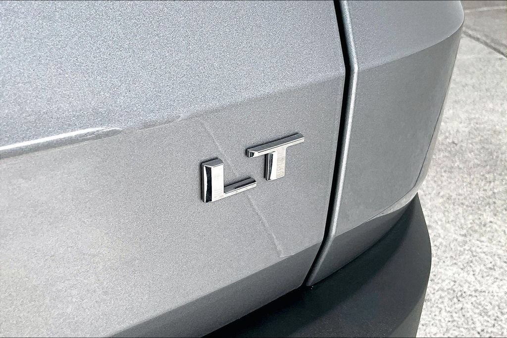 Used 2024 Chevrolet Traverse LT FWD image 40