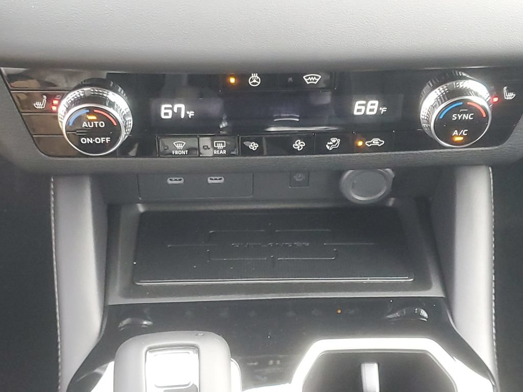 New 2026 Mitsubishi Outlander LE AWD/4WD image 29