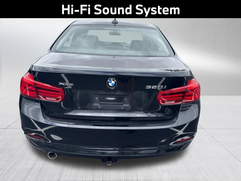 Used 2018 BMW 320i xDrive Sedan w/ Convenience Package AWD/4WD image 7