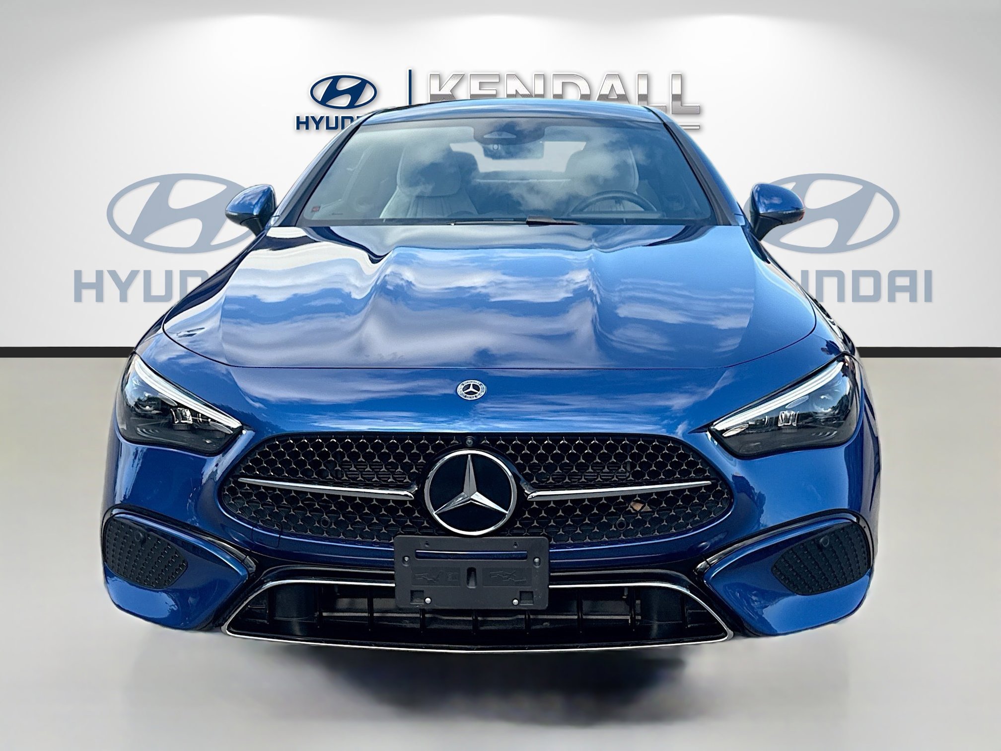 Used 2024 Mercedes-Benz CLE 300 4MATIC Coupe image 2