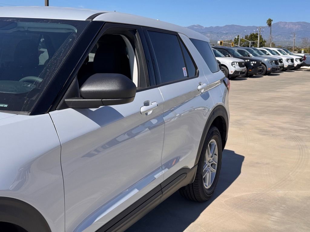 New 2026 Ford Explorer Active image 9