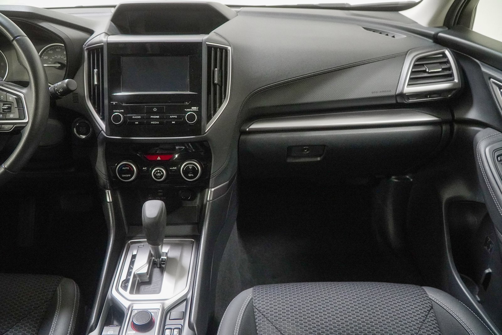 Used 2023 Subaru Forester Premium image 33