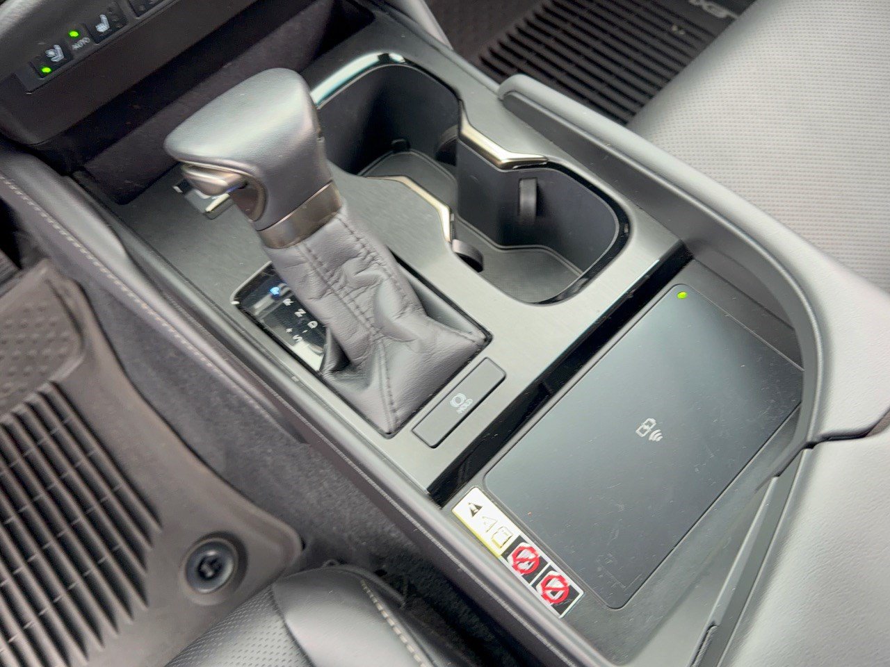 Certified 2025 Lexus ES 350 w/ Premium Package FWD image 22