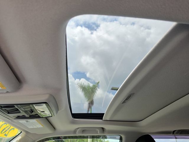Used 2022 Toyota 4Runner SR5 Premium w/ Moonroof Package RWD image 30