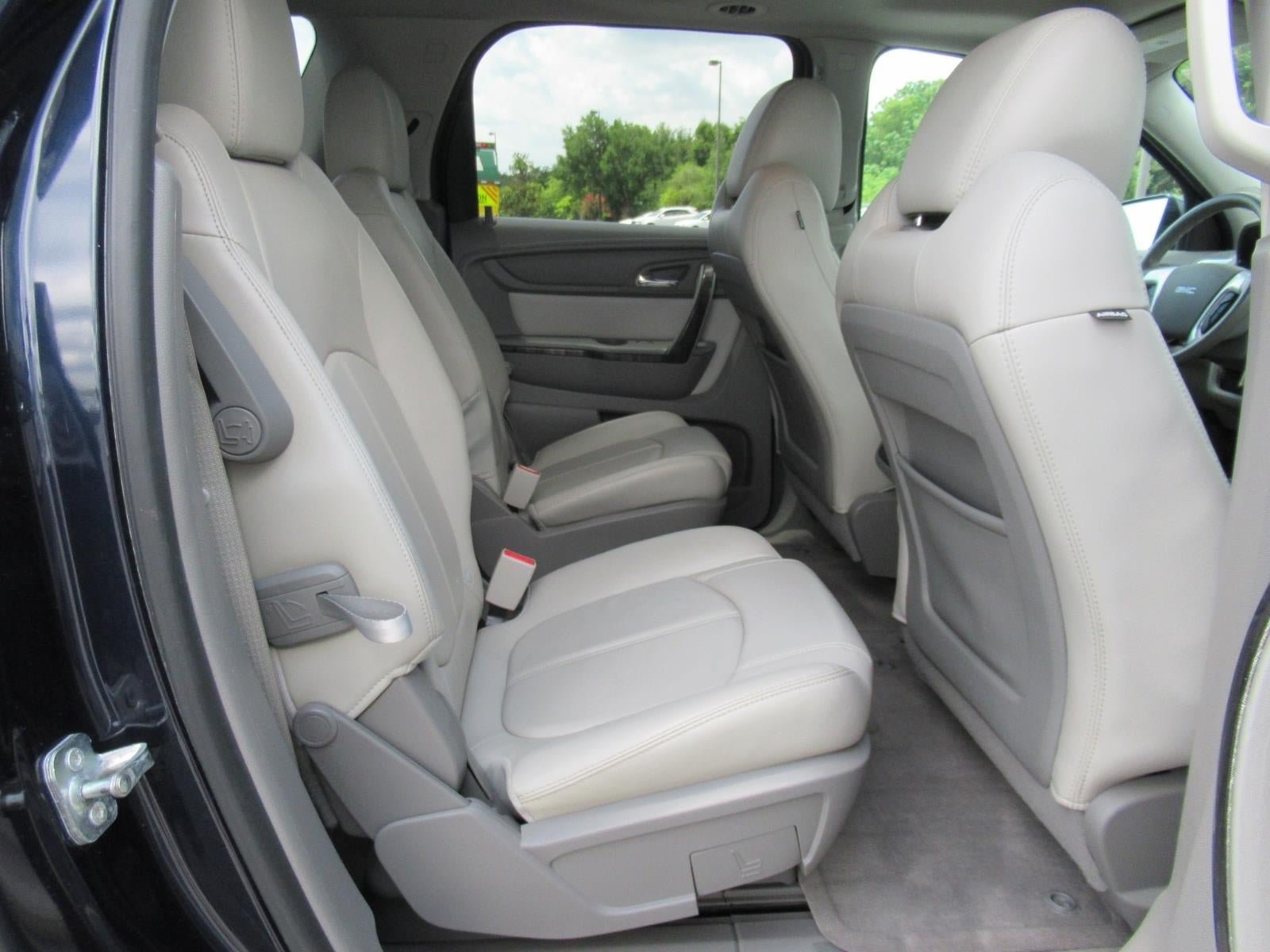 Used 2016 GMC Acadia SLT w/ Open Road Package FWD image 32