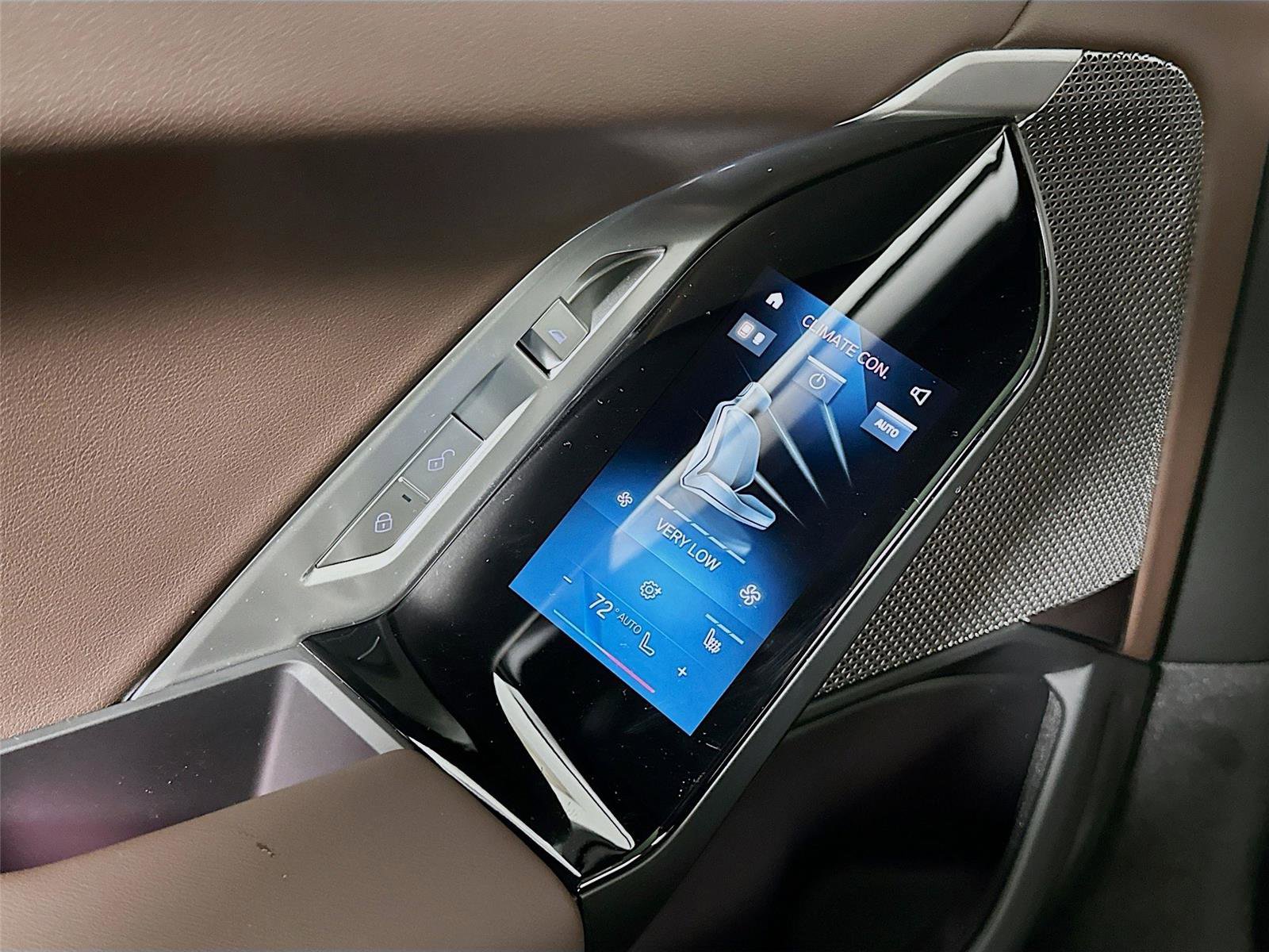 New 2026 BMW 740i xDrive 740i xDrive w/ Premium Package image 28