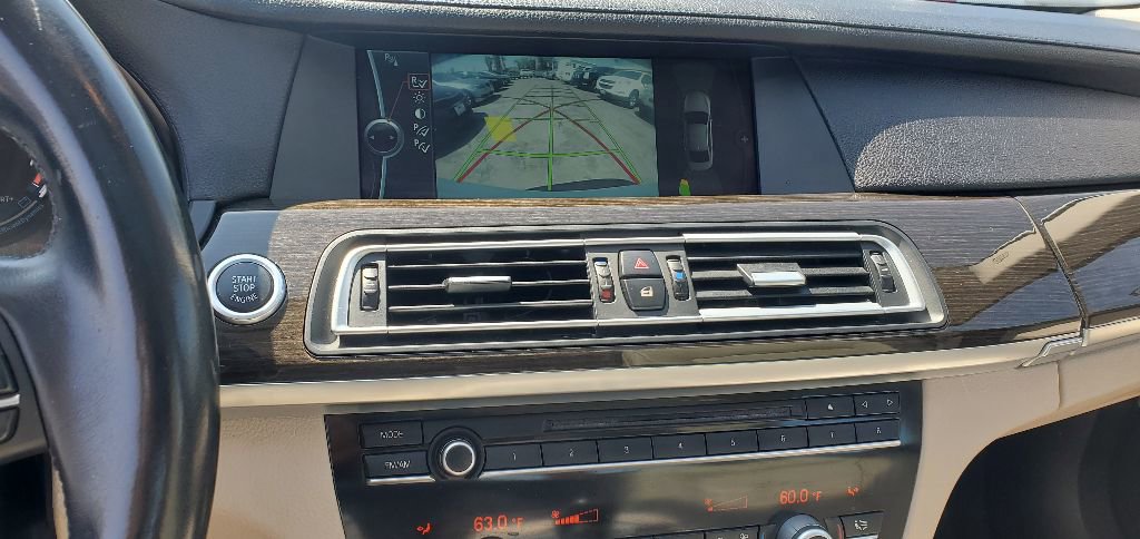 Used 2012 BMW 740Li image 16