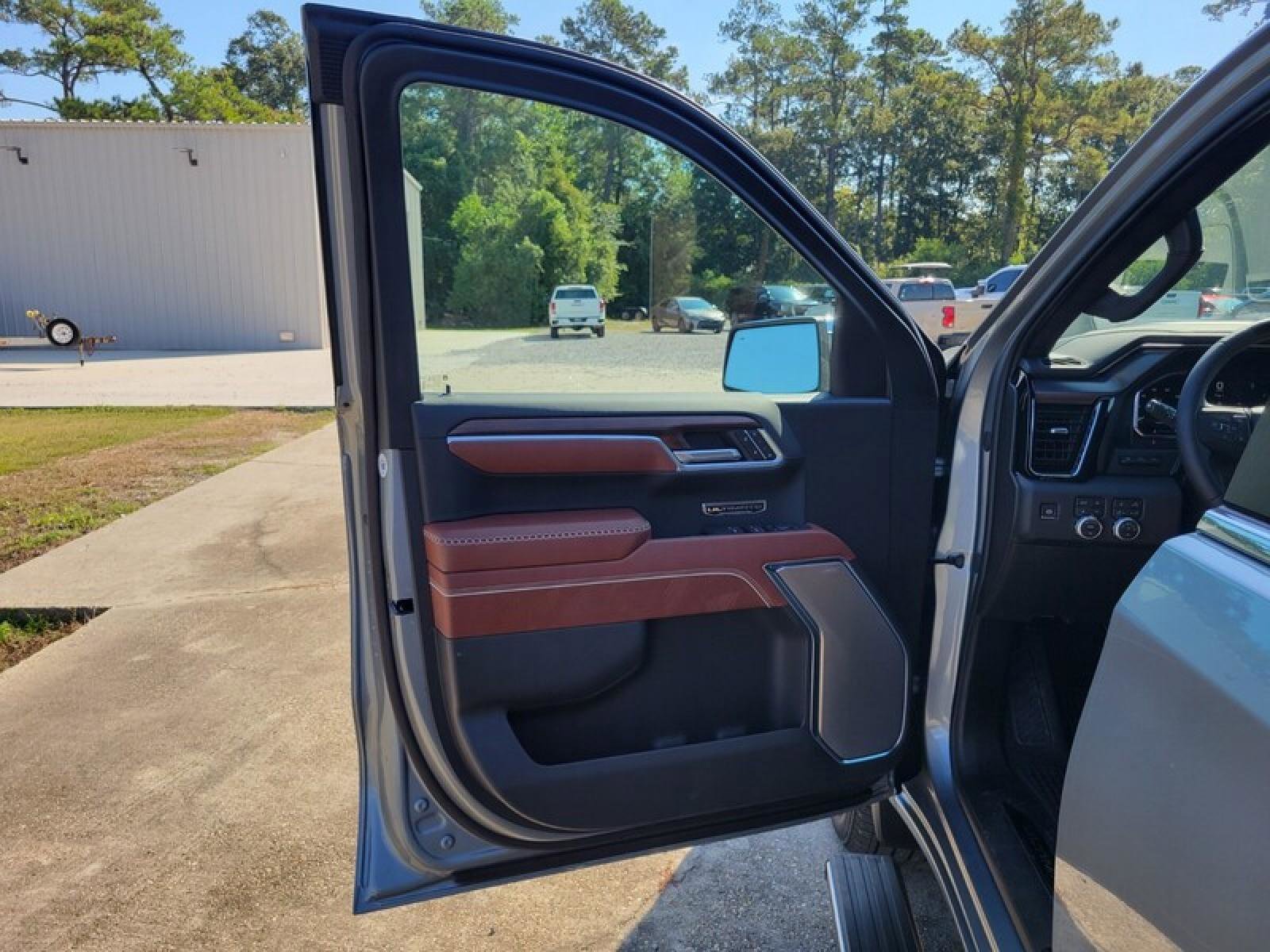 New 2026 GMC Sierra 1500 Denali Ultimate image 14