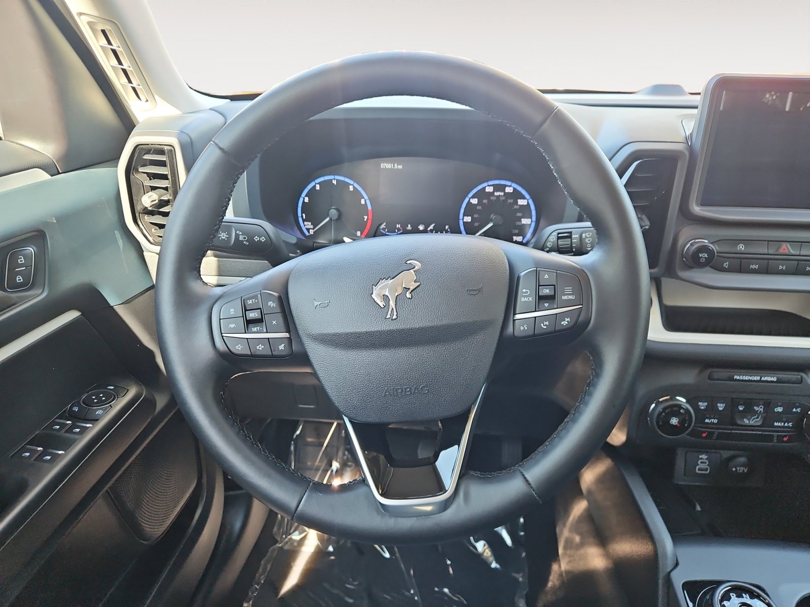 Used 2024 Ford Bronco Sport Heritage w/ Heritage Convenience Package AWD/4WD image 12