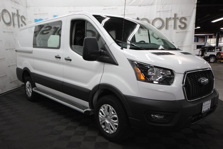 Used 2024 Ford Transit 250 Low Roof w/ Exterior Upgrade Package image 9