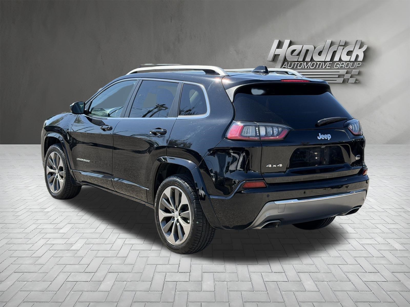 Used 2019 Jeep Cherokee Overland AWD/4WD image 7