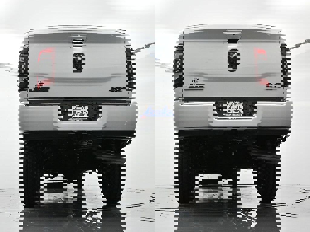 New 2024 RAM 2500 Laramie w/ Night Edition image 43