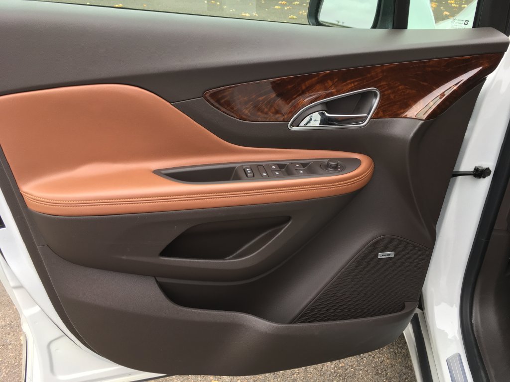 Used 2016 Buick Encore Premium AWD/4WD image 19