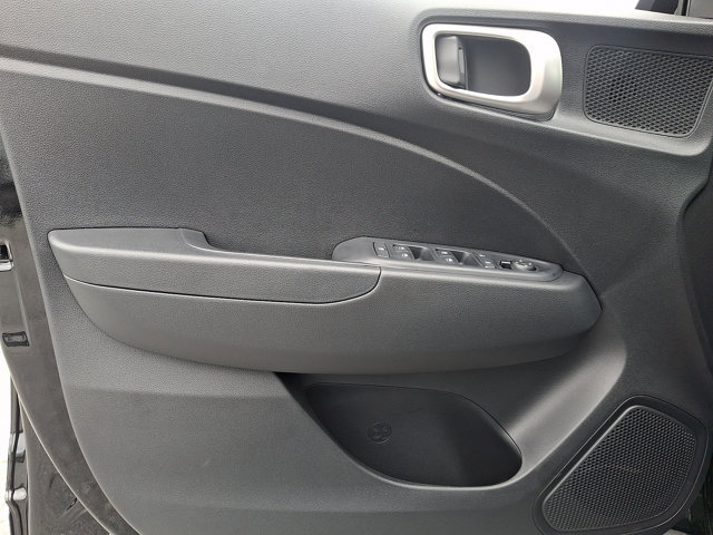 New 2026 Hyundai Venue SEL FWD image 11