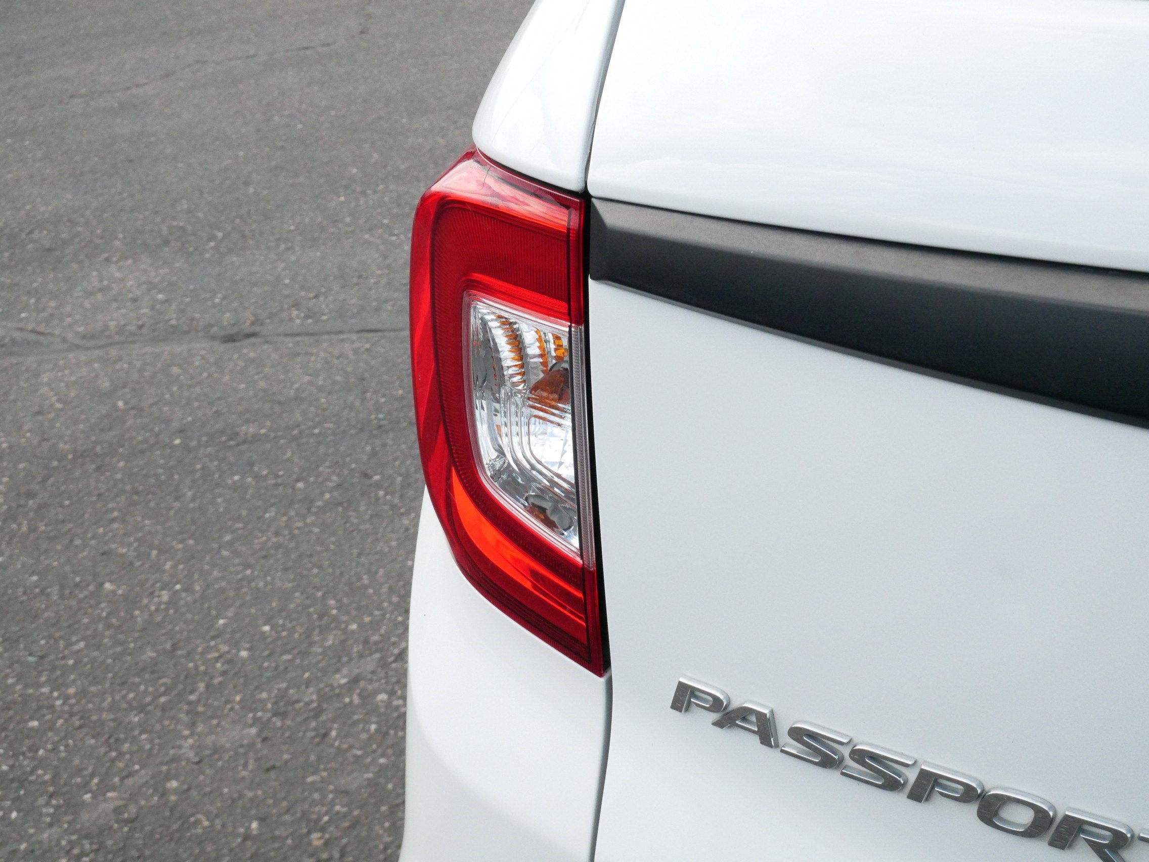 Used 2020 Honda Passport Touring image 16