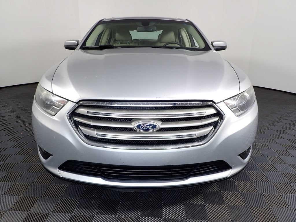 Used 2015 Ford Taurus SEL w/ Equipment Group 201A FWD image 8