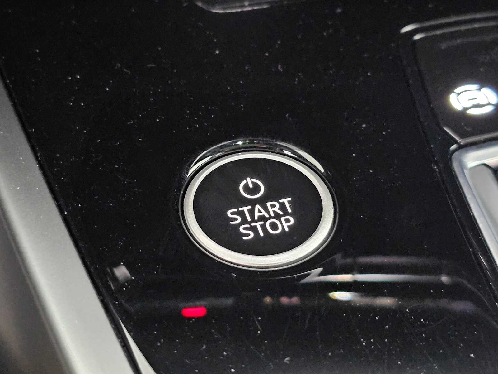 Used 2024 Audi Q4 e-tron Prestige w/ Black Optic Package AWD/4WD image 31