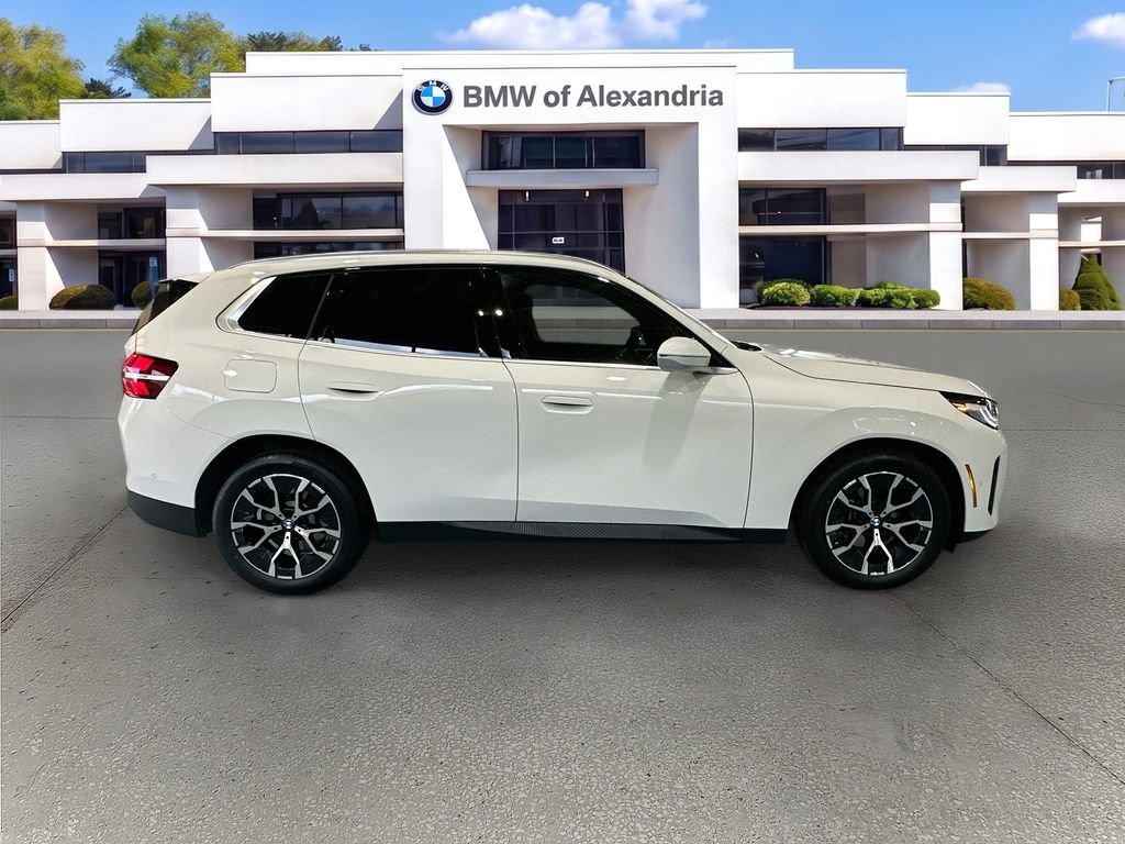 Used 2026 BMW X3 xDrive30i w/ Convenience Package AWD/4WD image 4