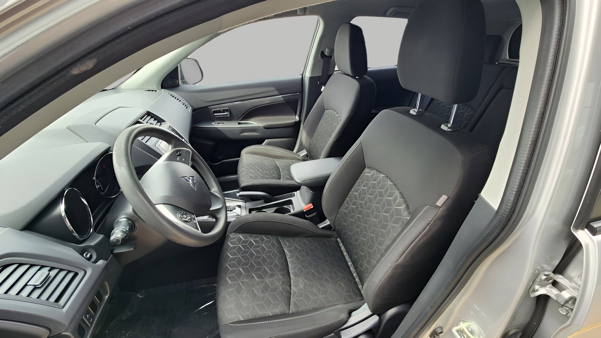 Used 2021 Mitsubishi Outlander Sport ES image 13