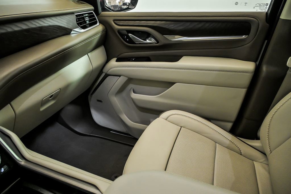 Used 2024 GMC Yukon Denali AWD/4WD image 27