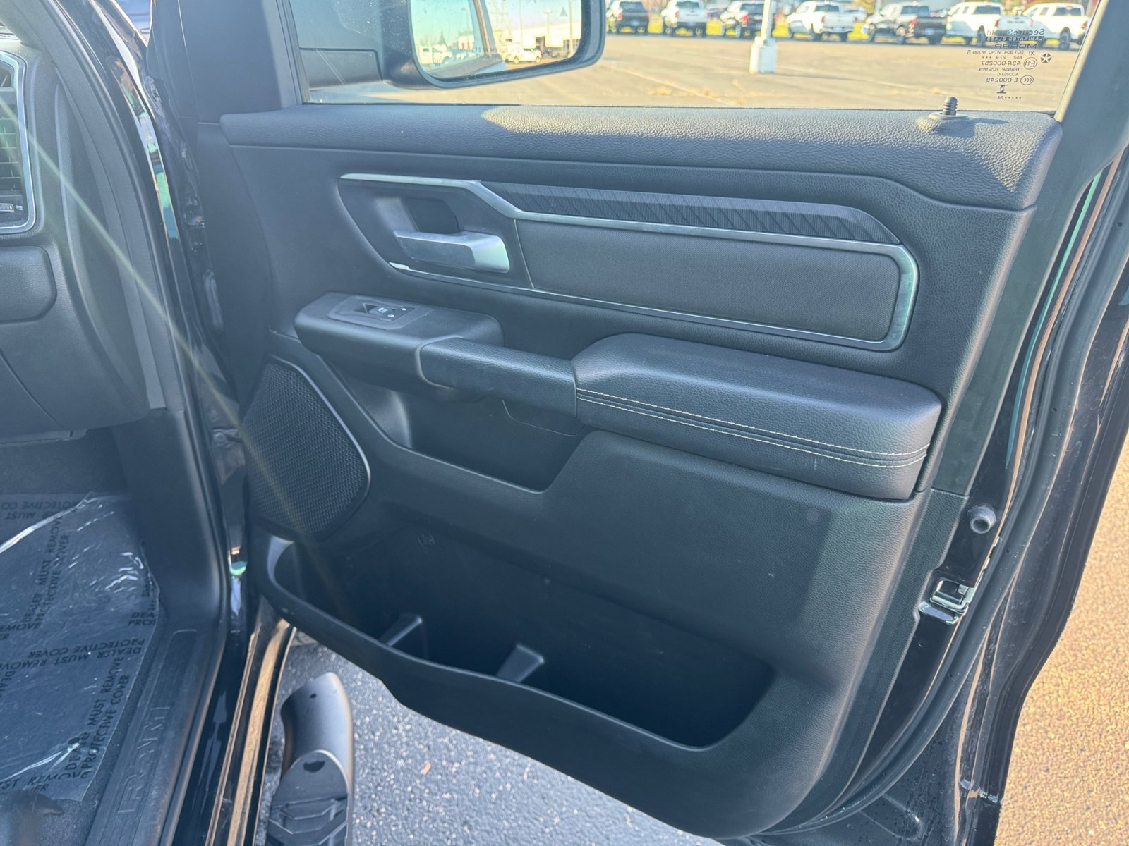 Used 2025 RAM 1500 Big Horn AWD/4WD image 33