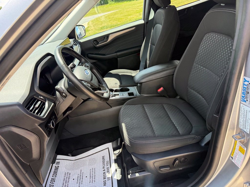 Used 2023 Ford Escape Active w/ Tech Pack #1 AWD/4WD image 21