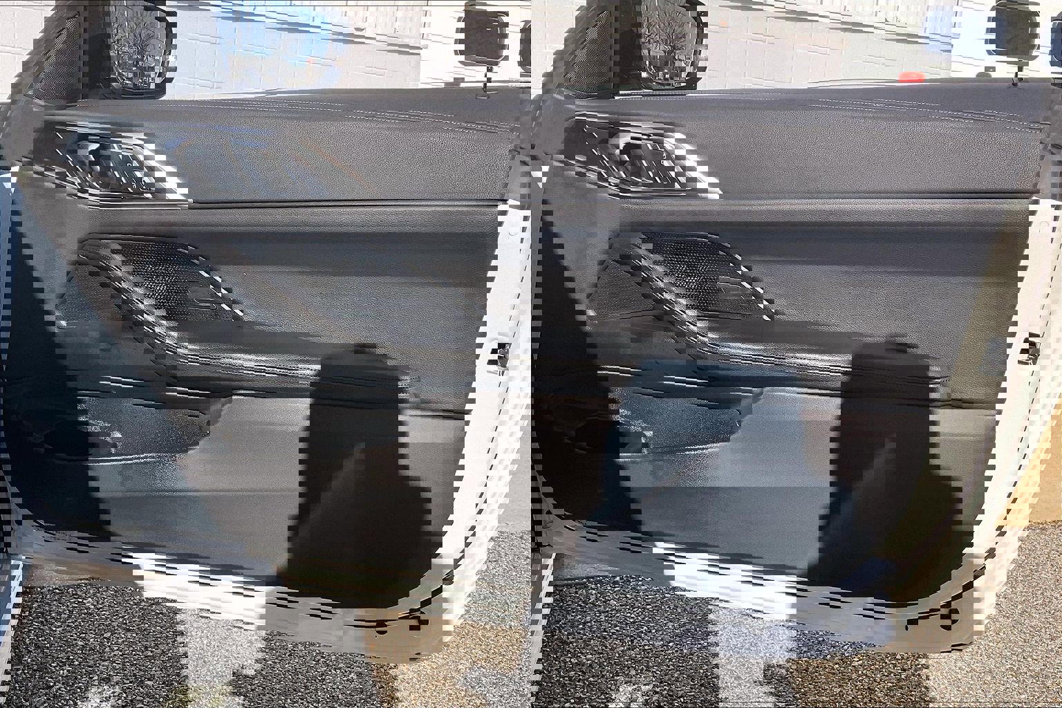 Used 2021 BMW 430i xDrive Coupe w/ M Sport Package image 29