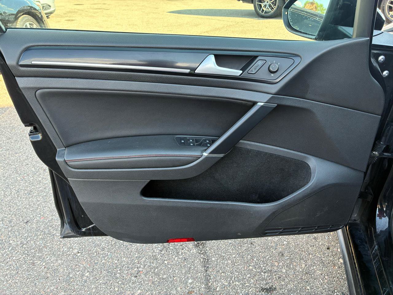 Used 2017 Volkswagen GTI Autobahn FWD image 15