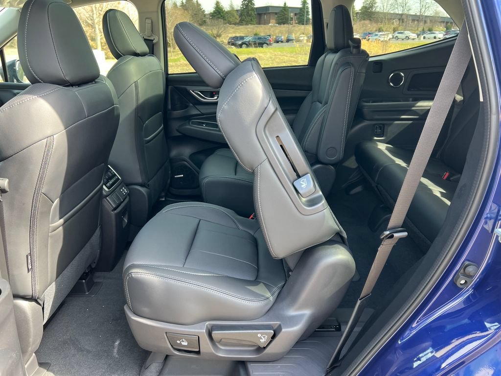 New 2026 Subaru Ascent Limited AWD/4WD image 6