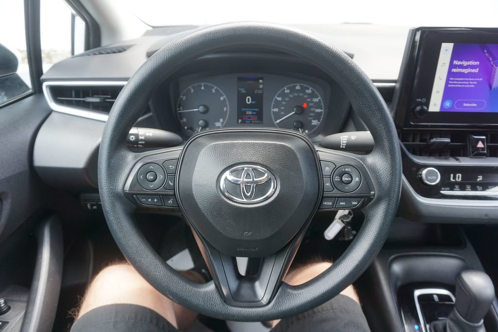 Certified 2024 Toyota Corolla LE FWD image 3