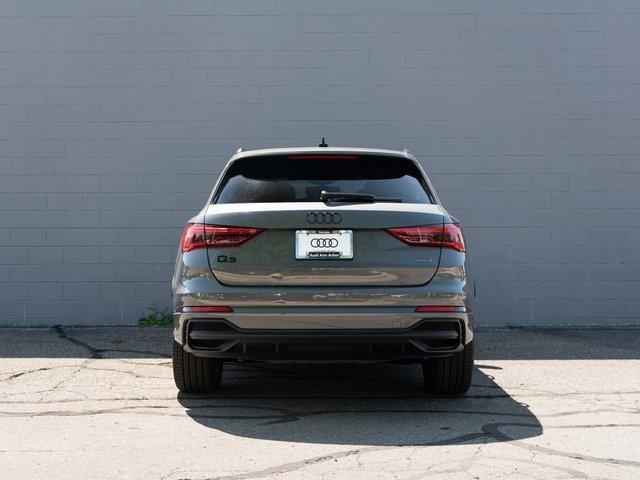 New 2025 Audi Q3 2.0T Premium image 5