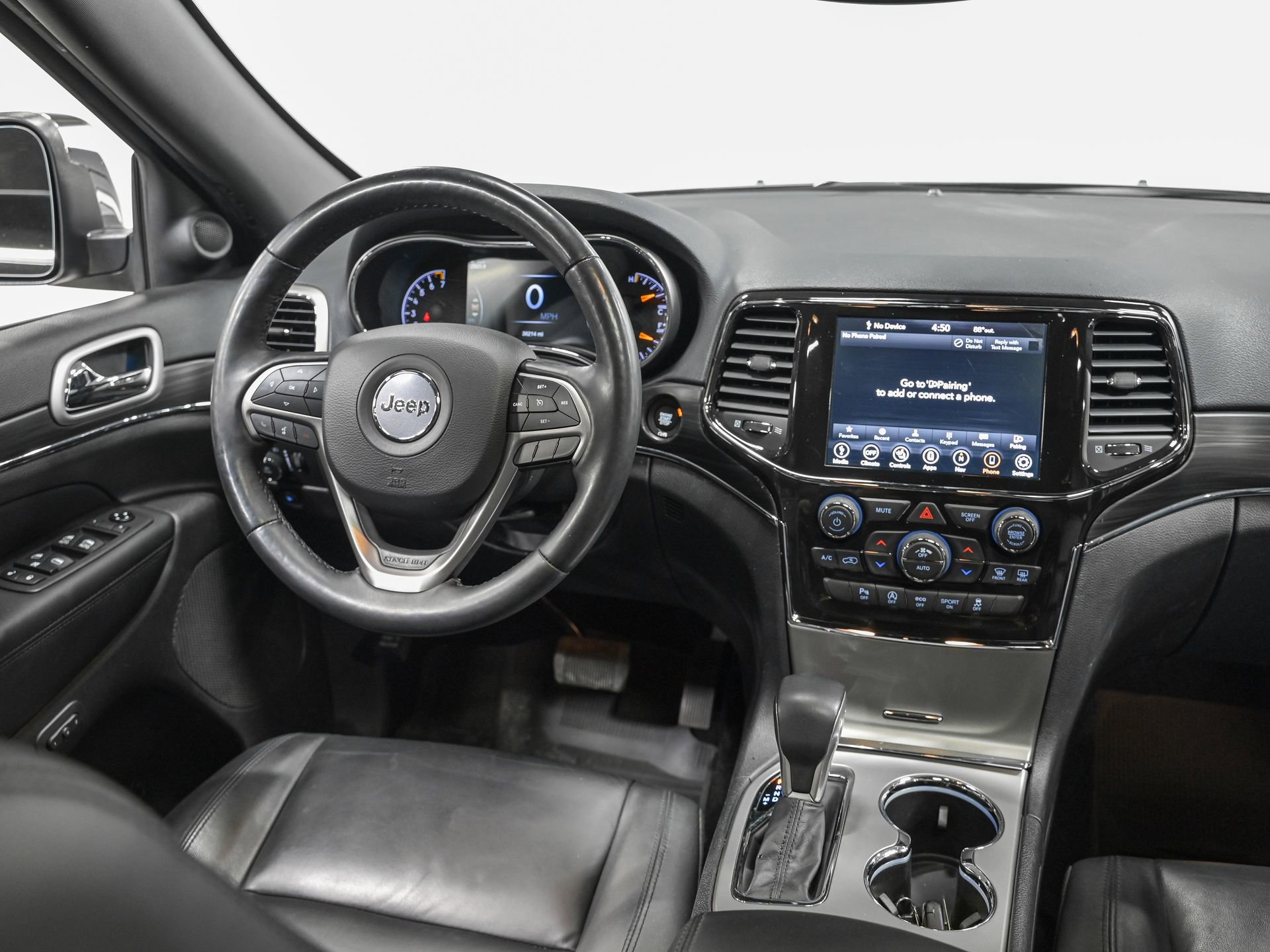 Used 2021 Jeep Grand Cherokee Limited image 29