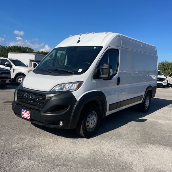 Used 2023 RAM ProMaster 2500 w/ Convenience Group image 2