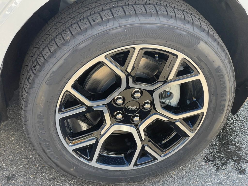 New 2026 Ford Maverick Lariat w/ 4K Tow Package image 29