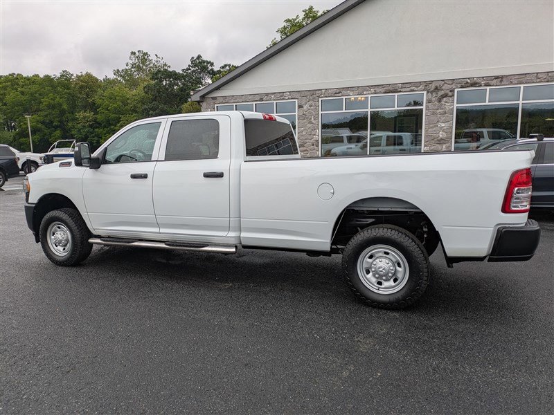 Used 2023 RAM 2500 Tradesman image 4