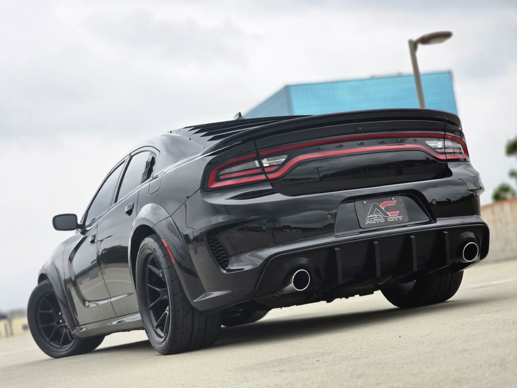 Used 2021 Dodge Charger SRT Hellcat image 2