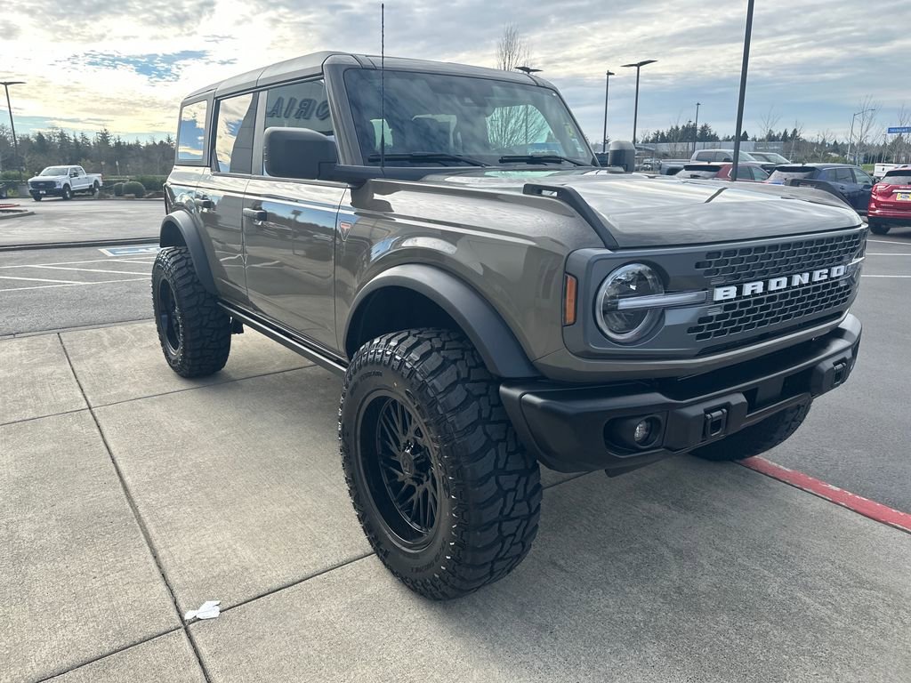 Used 2025 Ford Bronco Badlands AWD/4WD image 6
