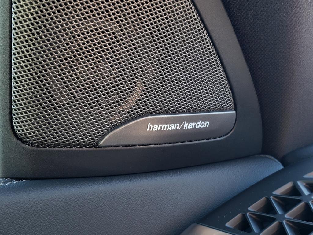 New 2026 BMW X6 M60i image 10