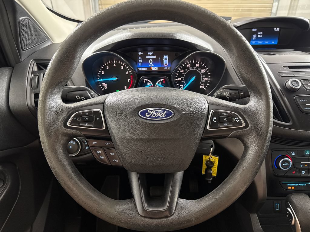 Used 2018 Ford Escape SE FWD image 14
